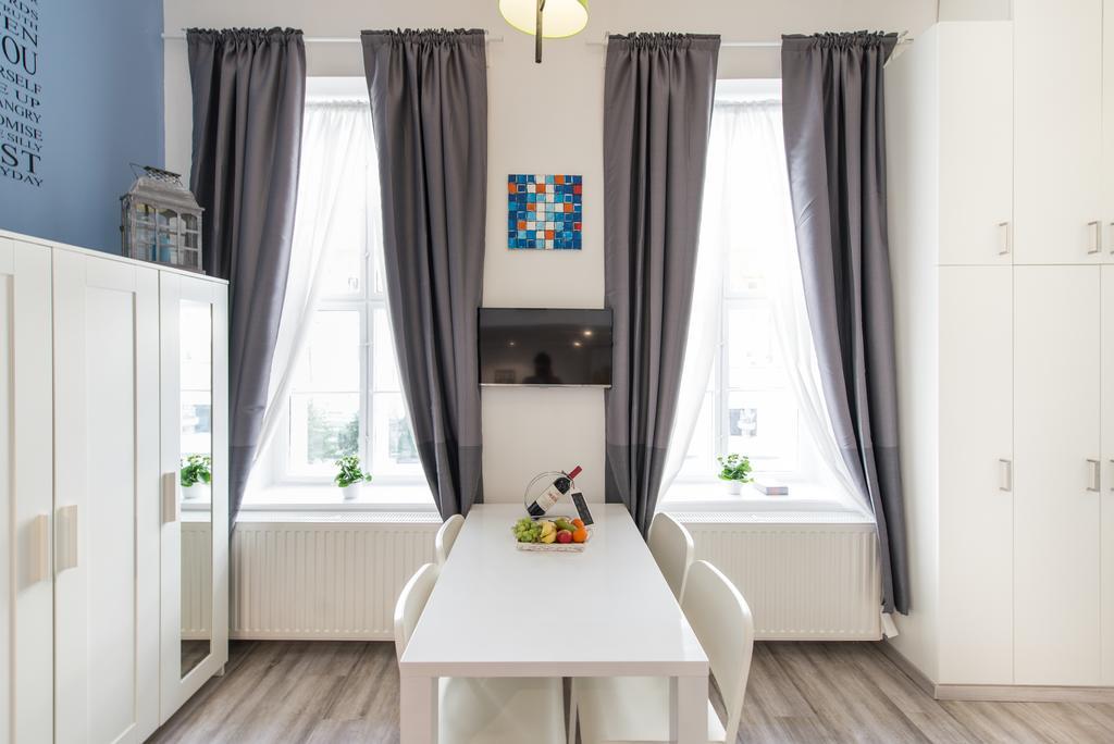 Happy Home Blue Budapest Room photo